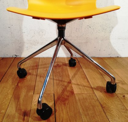 No Frill Swivel Chair in Orange-NMC-1311742