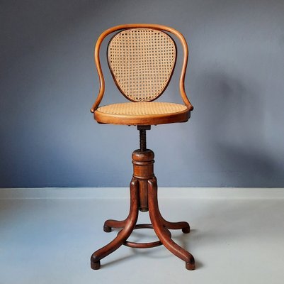 Nr. 1 - Nr. 5101 Swivel Stool with Backrest from Thonet, 1900s-SJU-1795895