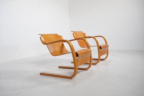 Nr. 31 Cantilever Lounge Chairs by Alvar Aalto, 1930s, Set of 2-TEA-1816705