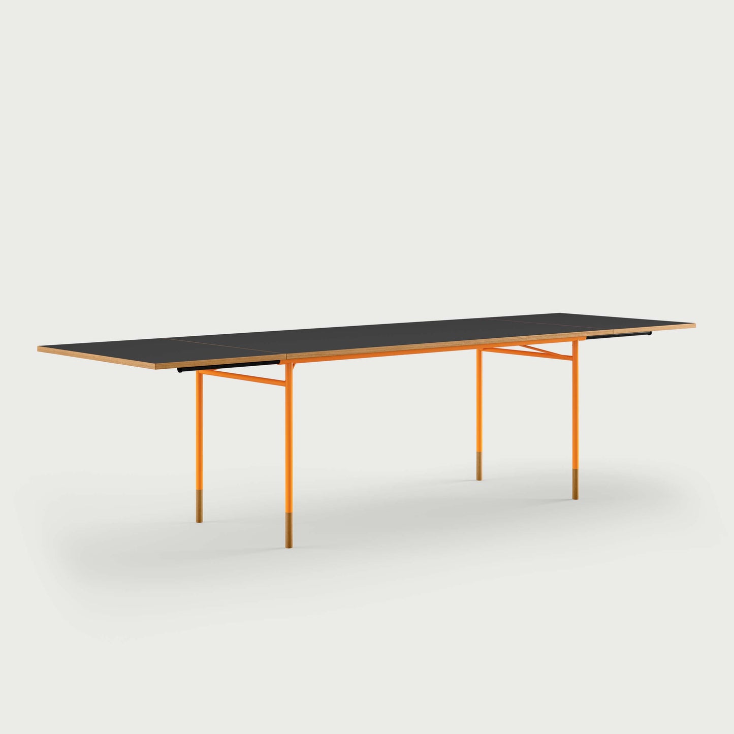 THE NYHAVN DINING TABLE