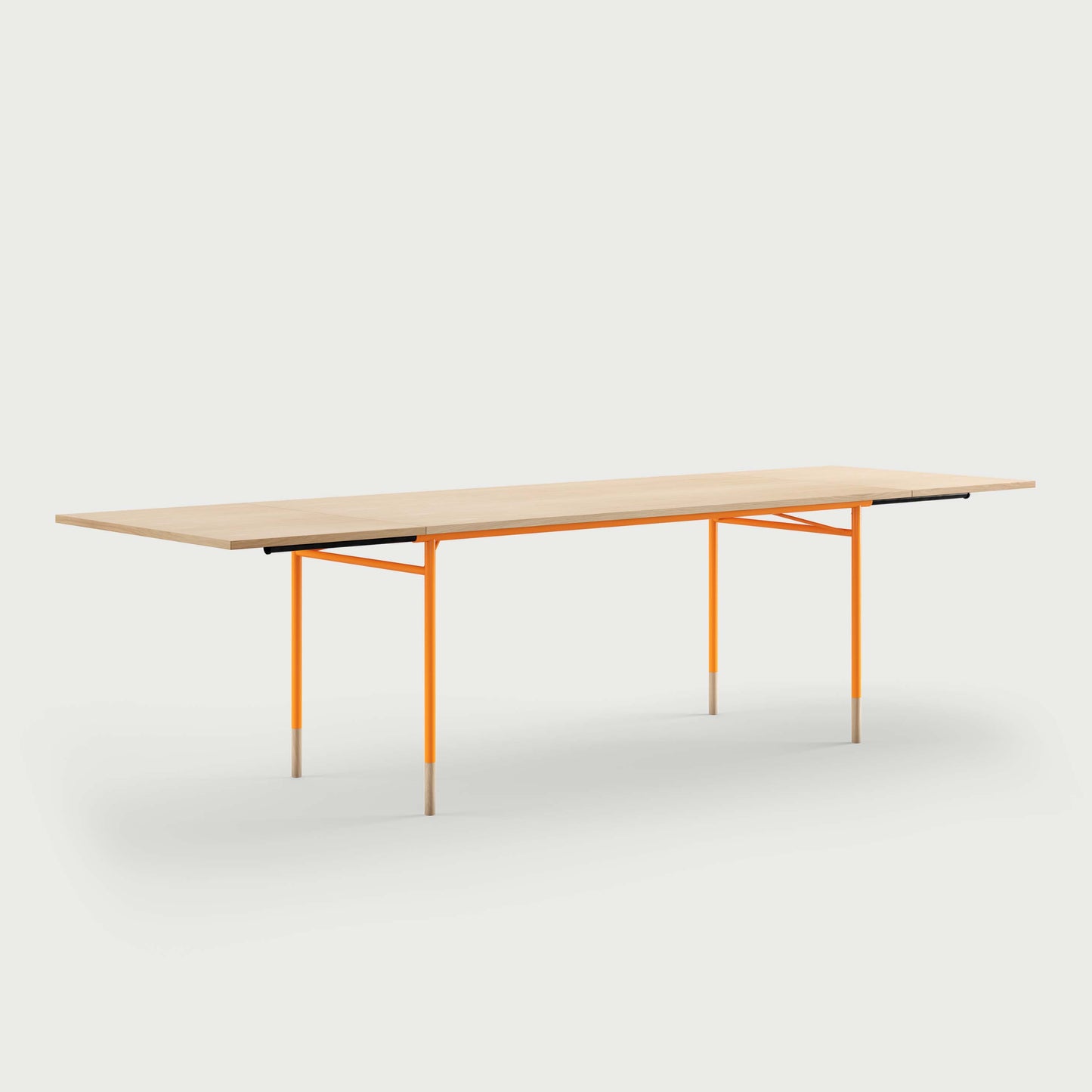 THE NYHAVN DINING TABLE