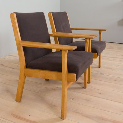 Oak GE 181 Easy Lounge Chairs in Grey Alcantara by Hans J. Wegner for Getama, Denmark, 1970s, Set of 2-UE-1328924