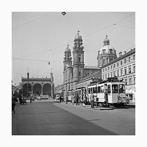 Odeonsplatz, Feldherrnhalle, Theatinerkirche, Munich Germany, 1937-DYV-988710