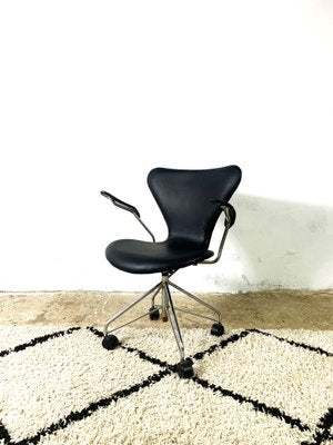 Office Chair by Arne Jacobsen for Fritz Hansen, Denmark, 1960s-EHR-1929636