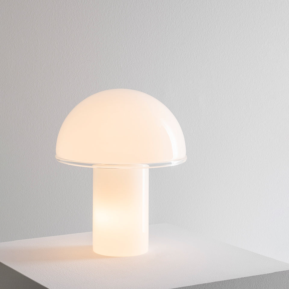 Onfale Medio Table Lamp by Artemide