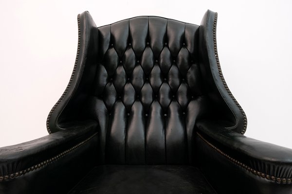 Original Leather Chesterfield Armchair in Georgian Style, 1950s-FER-1093960