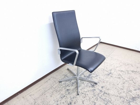 Oxford Chairs in Leather by Arne Jacobsen for Fritz Hansen, Set of 3-BVM-1983661