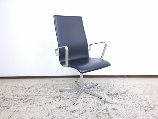 Oxford Chairs in Leather by Arne Jacobsen for Fritz Hansen, Set of 3-BVM-1983661