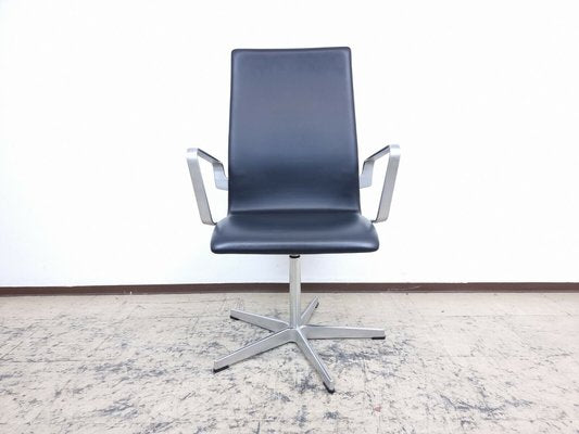 Oxford Chairs in Leather by Arne Jacobsen for Fritz Hansen, Set of 3-BVM-1983661