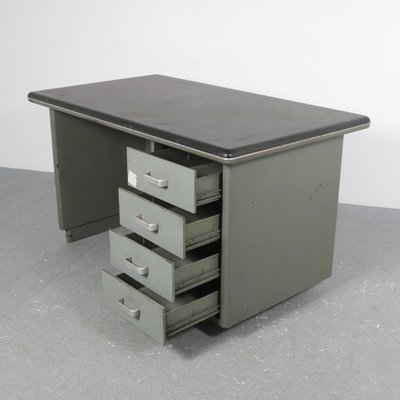 Palazzo Montecatini Metal Desk with Leather Top by Gio Ponti for Antonio Parma Saronno, 1930s-SXX-1077517