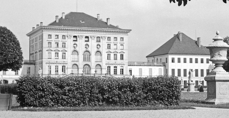 Park of Nymphenburg Castle in the West of Munich, Germany, 1937-DYV-988727