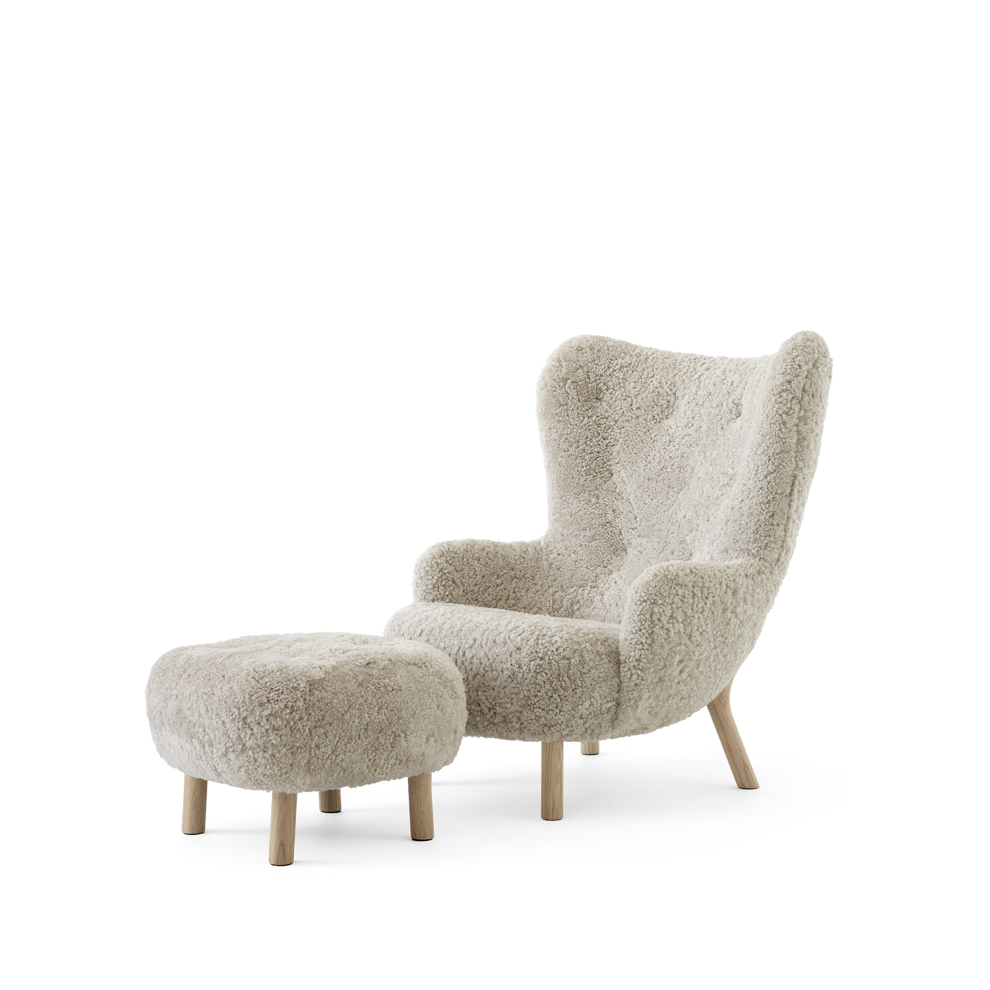 Petra VB3 Armchair by &tradition #Sheepskin Moonlight/Oiled Oak Incl. ATD1 Puff