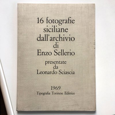 Photographs and Folder Set by Enzo Sellerio for Tipografia Torinese Editrice, 1960s-BVG-552509