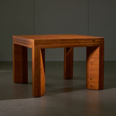 Pinewood Dining Table-UVT-2022464