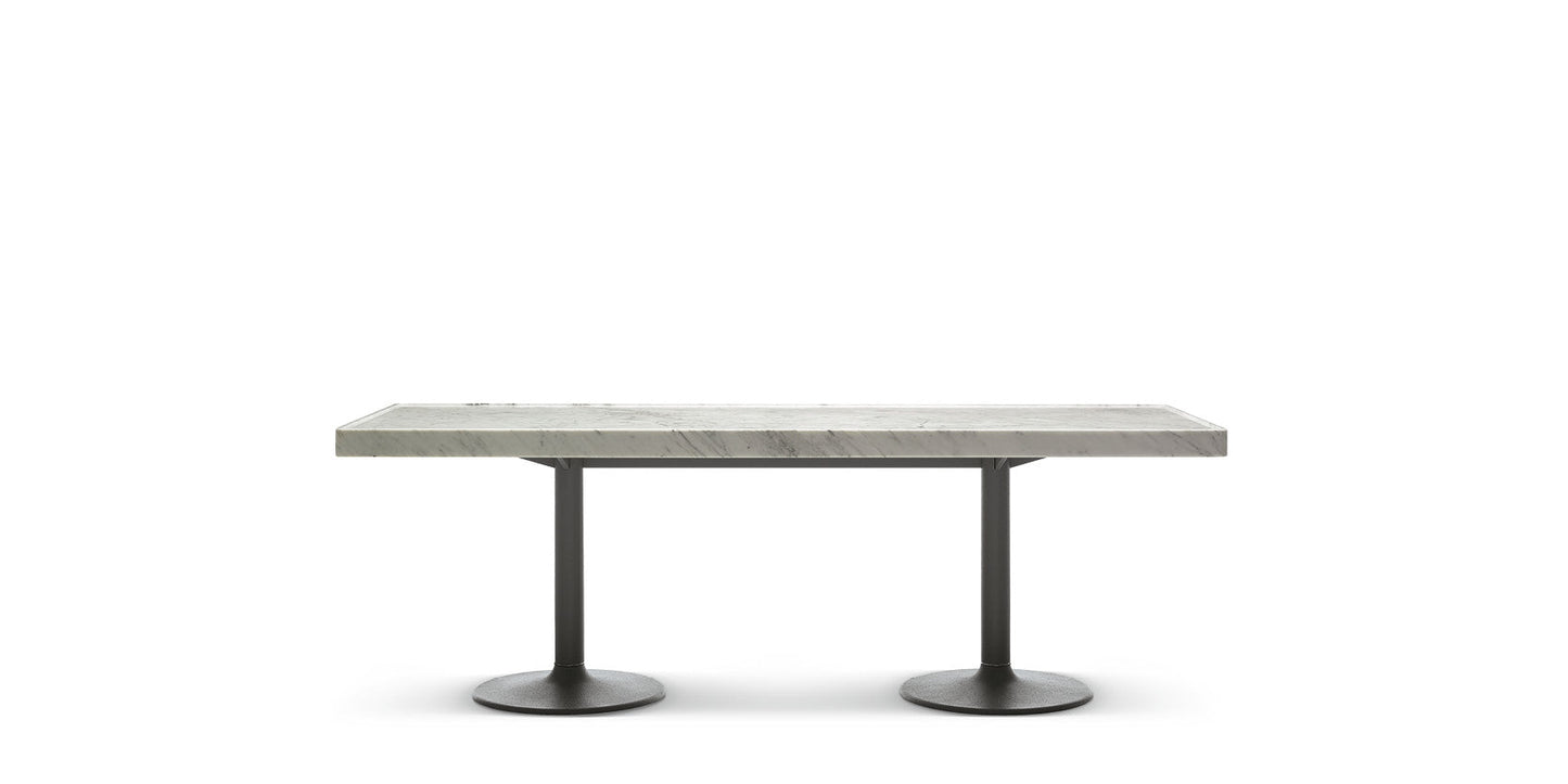 11 TABLE PIEDS COROLLE, APPARTEMENT LE CORBUSIER by Cassina