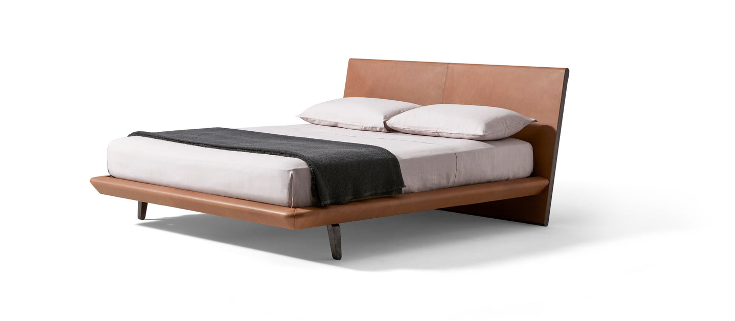 ACUTE BED BEDS by Cassina