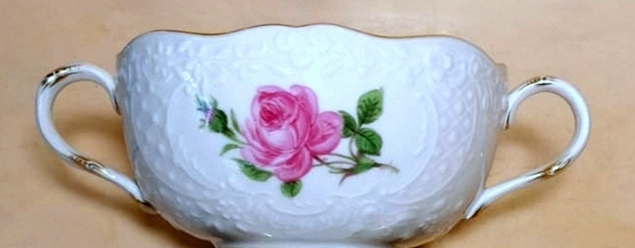 Porcelain Rose Broth Cups & Saucers with Embossed Decorations from Meissen, Set of 24-QRS-1138520