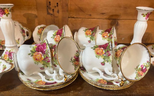 Porcelain Set by Royal Albert, 1960s, Set of 36-UCH-2034378