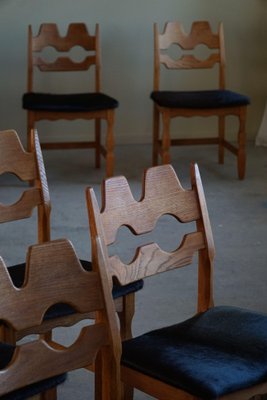 Razorblade Dining Chairs in Oak & Cowhide attributed to Henning Kjærnulf, 1960s, Set of 8-MXF-1761450