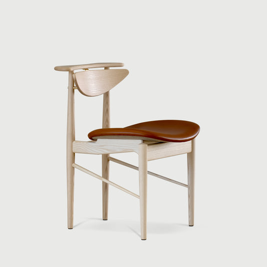 THE READING CHAIR by House of Finn Juhl #Ash Clear Oil  / Leather | Vita 