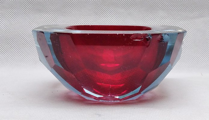 Red Glass Faceted Bowl with Diamond Cut from Mandruzzo Mandruzzato-LCV-1417228