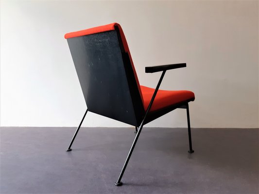 Red Oase Lounge Chair with Armrests by Wim Rietveld for Ahrend De Cirkel-NV-986914