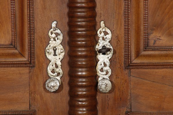 Renaissance / Early Baroque Wardrobe in Walnut, 1670s-DXD-1790236