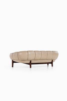 Rosewood Model Croissant Sofa by Illum Wikkelsø, 1950s-SC-554922