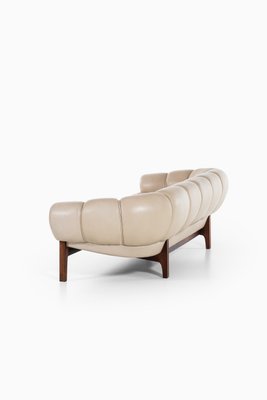 Rosewood Model Croissant Sofa by Illum Wikkelsø, 1950s-SC-554922