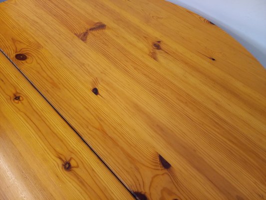 Round Extendable Pine Table, 1970s-AHO-1811738