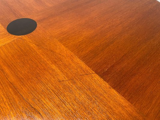 Round Mod. T41 Table in Rosewood attributed to Osvaldo Borsani for Tecno, Italy, 1958-KKZ-1814207