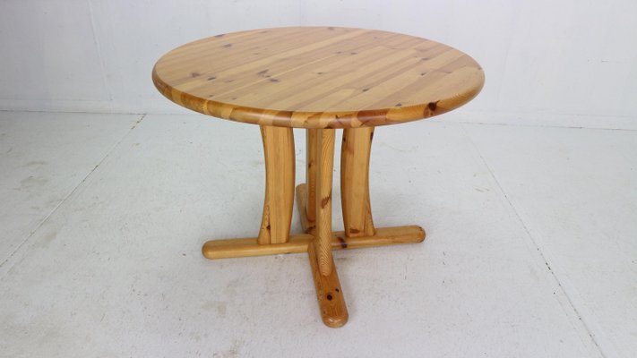 Round Pinewood Dinning Table in the style of Rainer Daumiller, Denmark, 1970s-DT-2026160