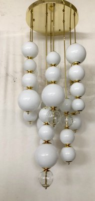 Round White and Transparent Murano Art Glass Chandelier, 1980-UH-1065463