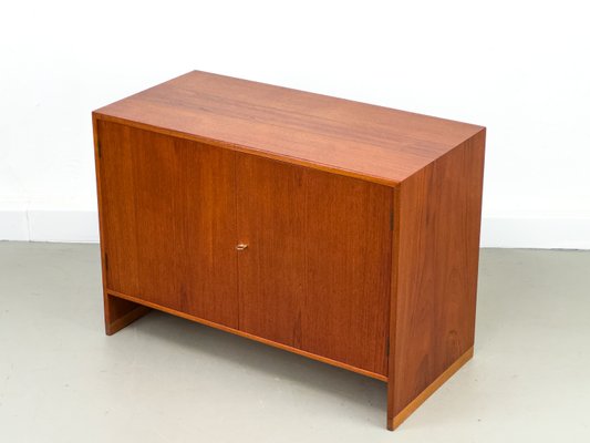 Ry-100 Teak Cabinet by Hans J. Wegner for Ry Møbler, 1959-QEQ-2021235