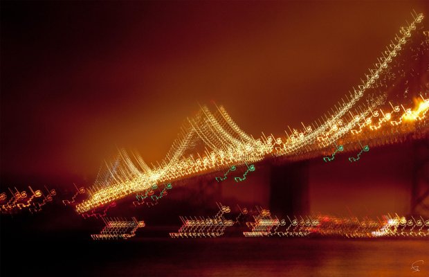 San Francisco Bay Bridge Golfer, 2013-CHG-918438