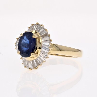 Sapphire Trapeze Cut Diamonds 18 Karat Yellow Gold Ring, 1980s-OLU-2042372