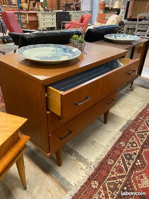 Scandinavian Dresser in Teak-HLV-1735780