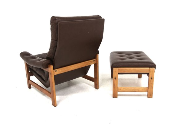 Scandinavian Leather Armchairs, 1970, Set of 2-GEK-1743007