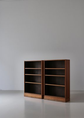 Scandinavian Modern Bookcases in Oak by I.P. Mørck, Denmark, 1930s, Set of 2-WRF-1735663