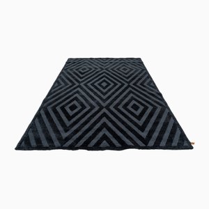 Scandinavian modern hand tufted rug by Gunilla Lagerhelm Ullberg & Maja Johansson for Kasthall. 295x200 cm (116 x 79 in).-LTQ-1722572