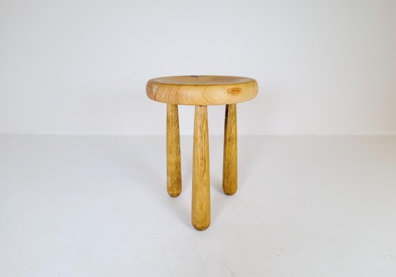 Scandinavian Modern Sculptural Stool Pine, Sweden, 1970s-UYK-1216763