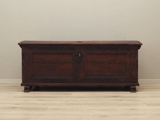 Scandinavian Oak Chest, 18th Century-VND-1791678