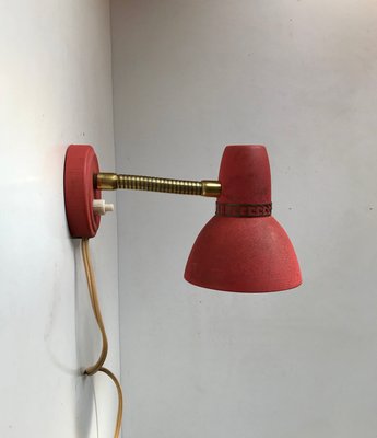 Scandinavian Pastel Red Wall Lamp in Brass & Aluminum, 1950s-LCR-942351