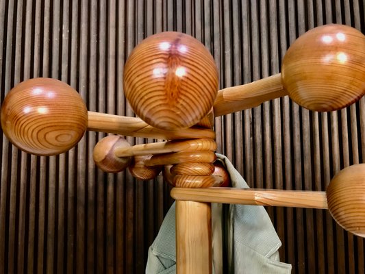 Scandinavian Sculptural Pine Wood Coat Rack with Rotatable Ball-Shaped Hooks, 1970s-JP-1000318