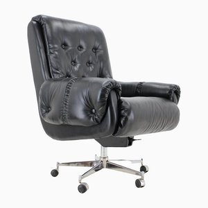 Scandinavian Style Leather Office Swivel Armchair, 1970s-TZ-1232037