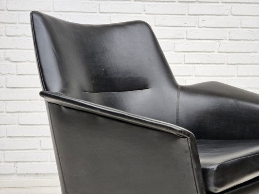 Scandinavian Swivel Chair in Artificial Leather with Cast Aluminum Base, 1950s-TMW-2023398