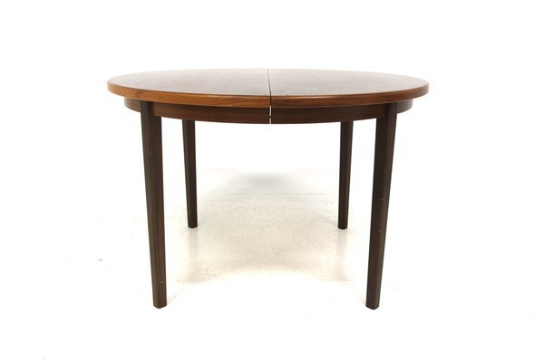 Scandinavian Walnut Dining Table, 1960s-GEK-1774445