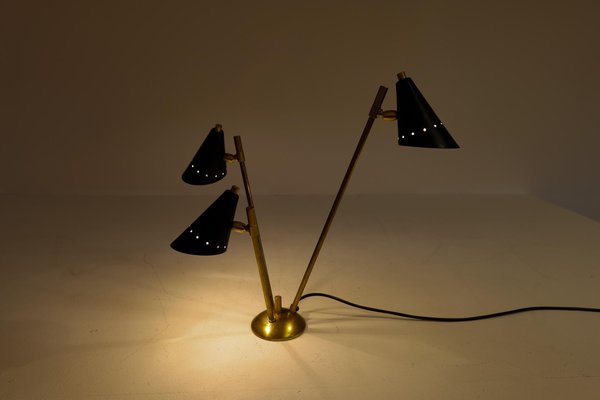 Sculpture Italian Modern Brass and Metal Table Lamp in the style of Stilnovo, 1980s-UYK-1371217