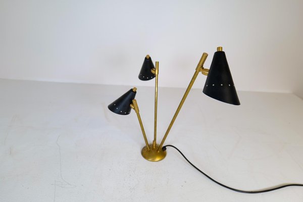 Sculpture Italian Modern Brass and Metal Table Lamp in the style of Stilnovo, 1980s-UYK-1371217