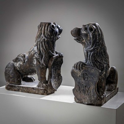 Sculptures of Lions, 1701, Stone, Set of 2-VEI-2021314